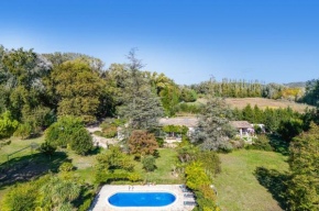 Villa Sur Lile by Villa Plus